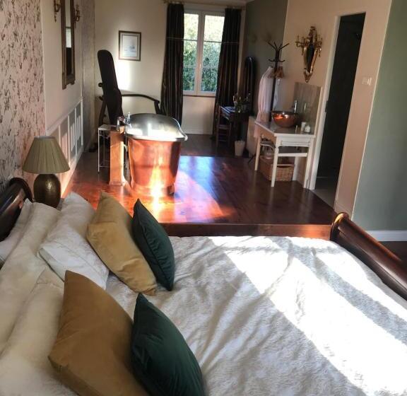 مبيت وإفطار Chez Jallot