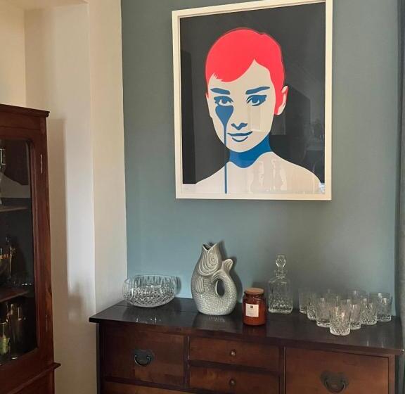 مبيت وإفطار Chez Jallot