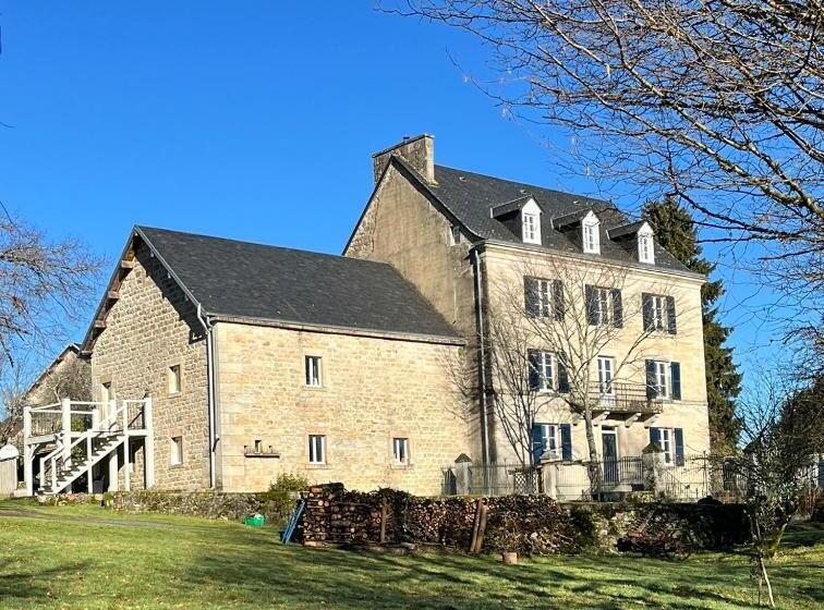 مبيت وإفطار Chez Jallot