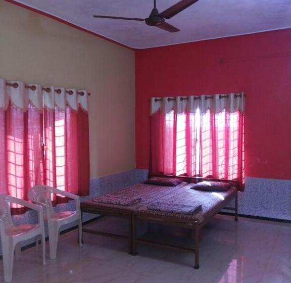 住宿加早餐  Greenveela Resort