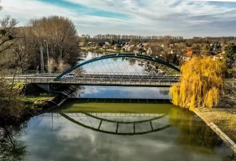 Aamiaismajoitus (B&B) Regia Panzió
