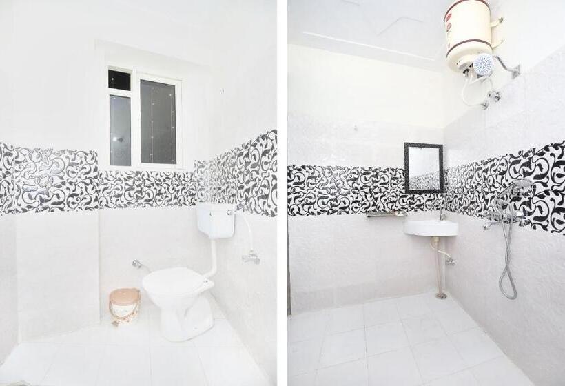 בית מלון כפרי Collection O Gold Star