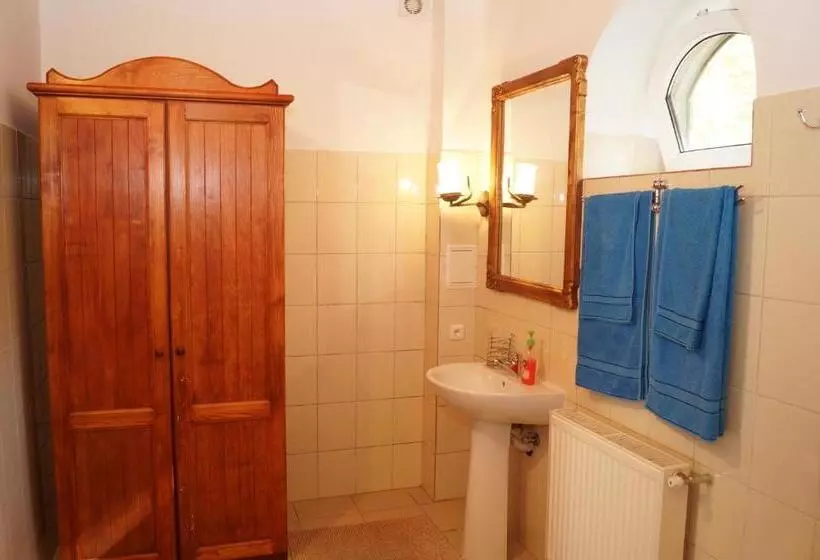 ホテル норіс