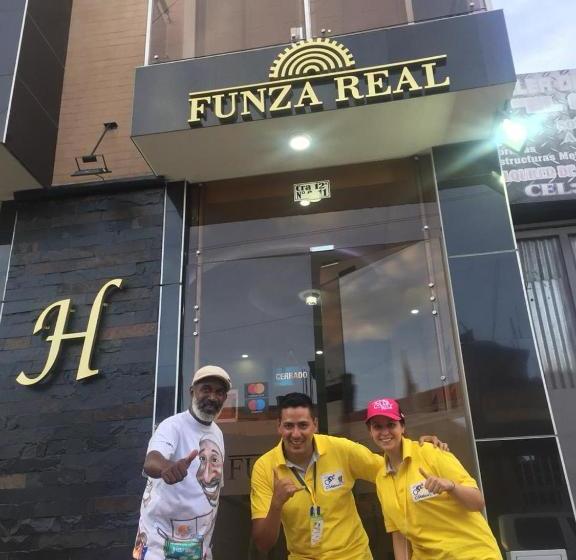 בית מלון כפרי Funza Real