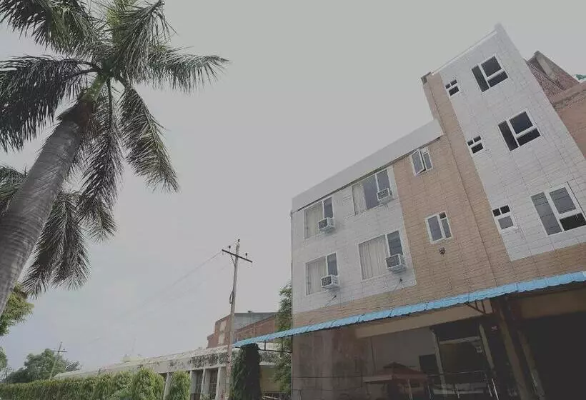 Hotelli Collection O Gold Star