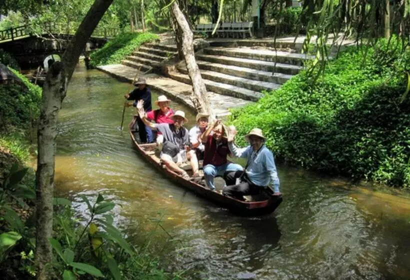 هتل Hoã ng Anh