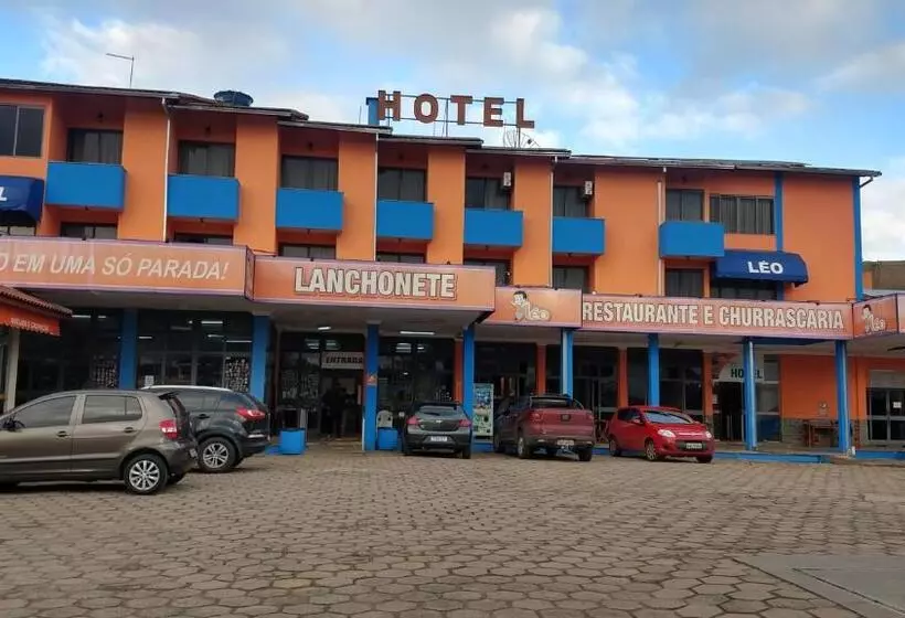 Hotelli Léo