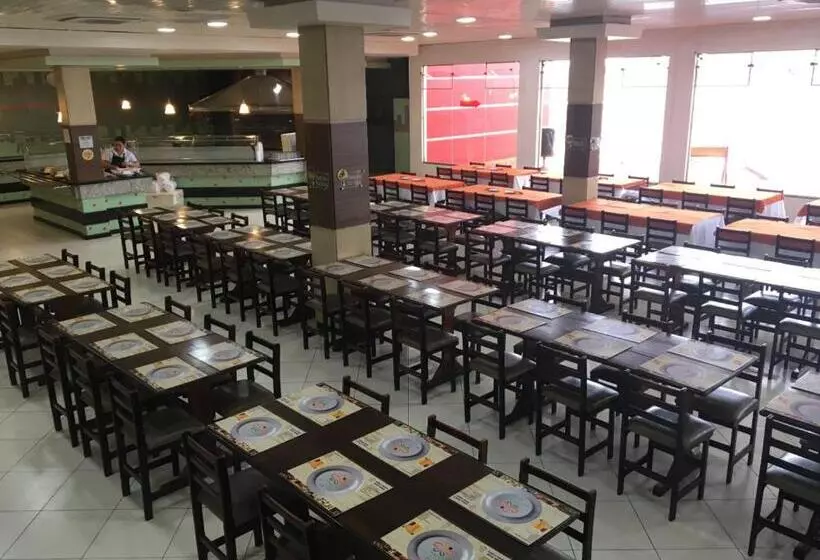 Hotelli Peroza Corbelia