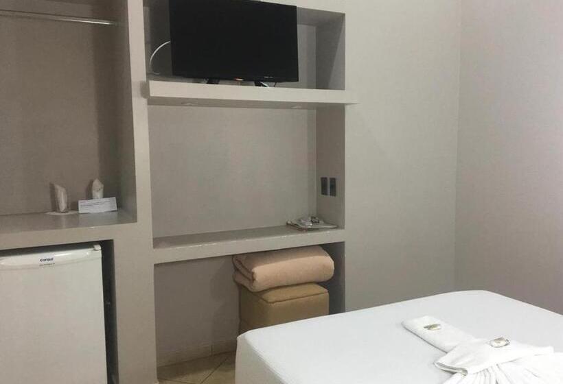 فندق Peroza Corbelia