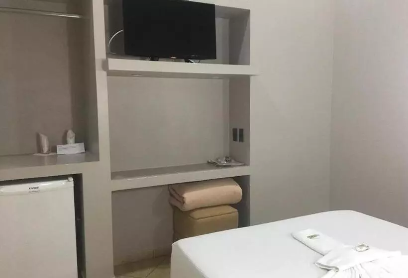 Hotelli Peroza Corbelia