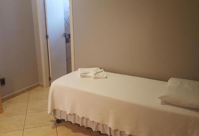 فندق Peroza Corbelia