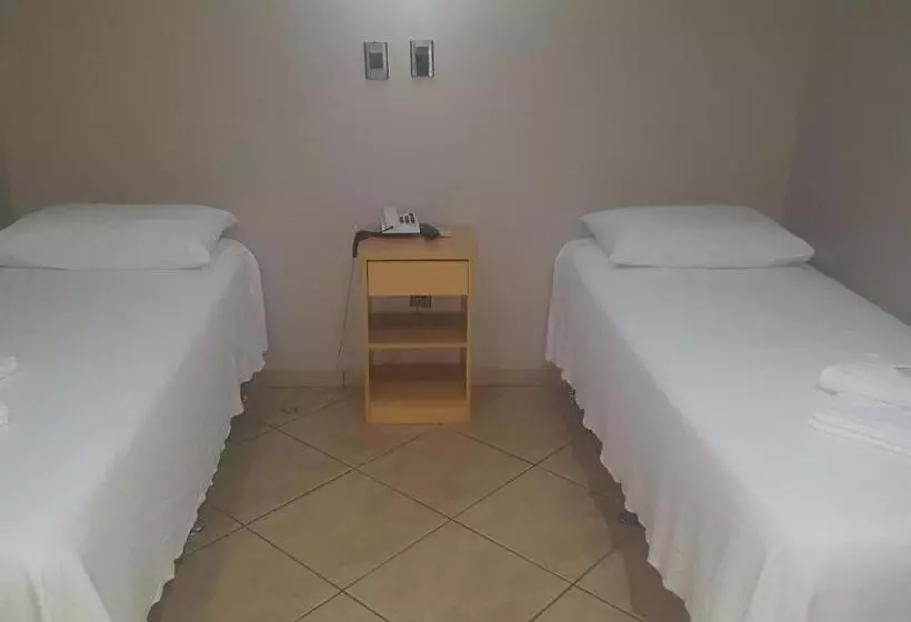 Hotelli Peroza Corbelia