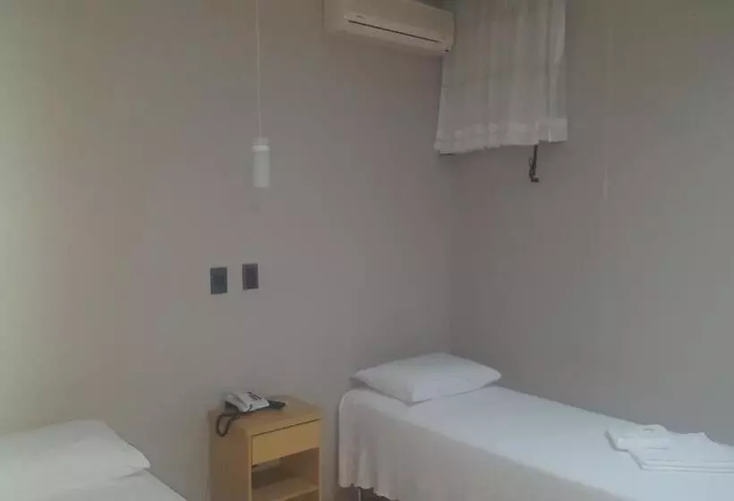 Hotelli Peroza Corbelia