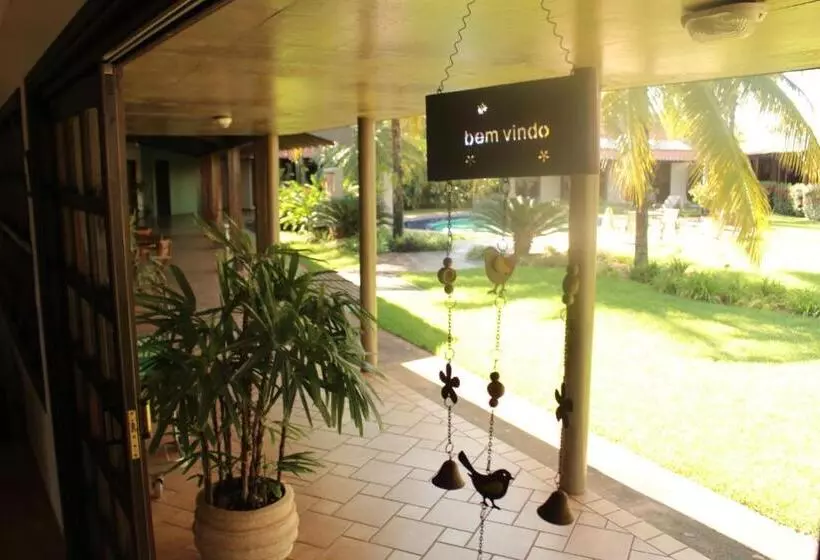 Hotelli Premier Garden