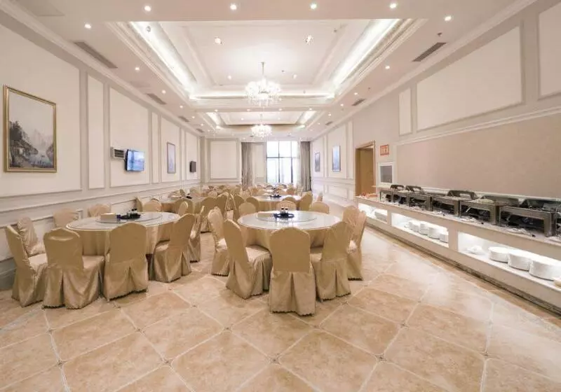 Vienna Hotel Jiangxi Changxiang Lake