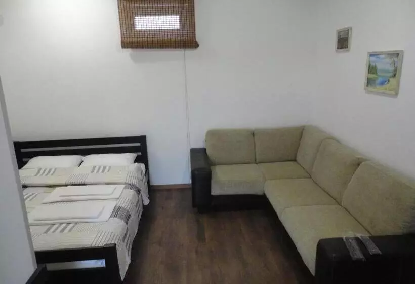 Majatalo готель гостьовий дім In Stryj