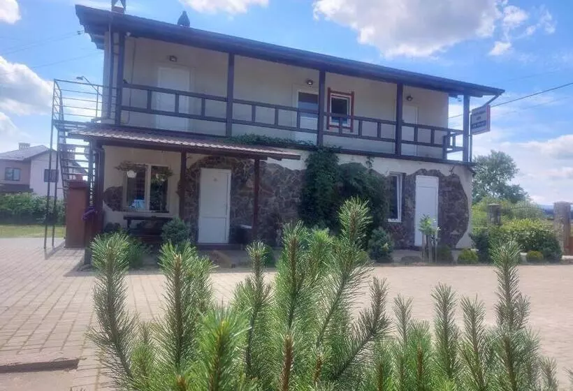 Majatalo готель гостьовий дім In Stryj