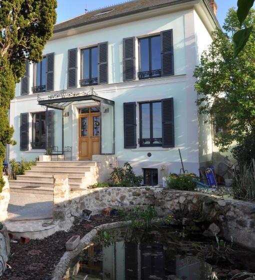 Пансион Maison D'hôtes Les Rainettes