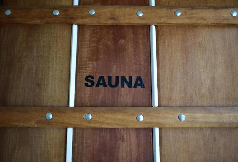 ペンション Pousada Manacá