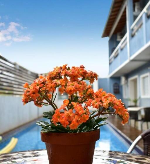 ペンション Pousada Manacá