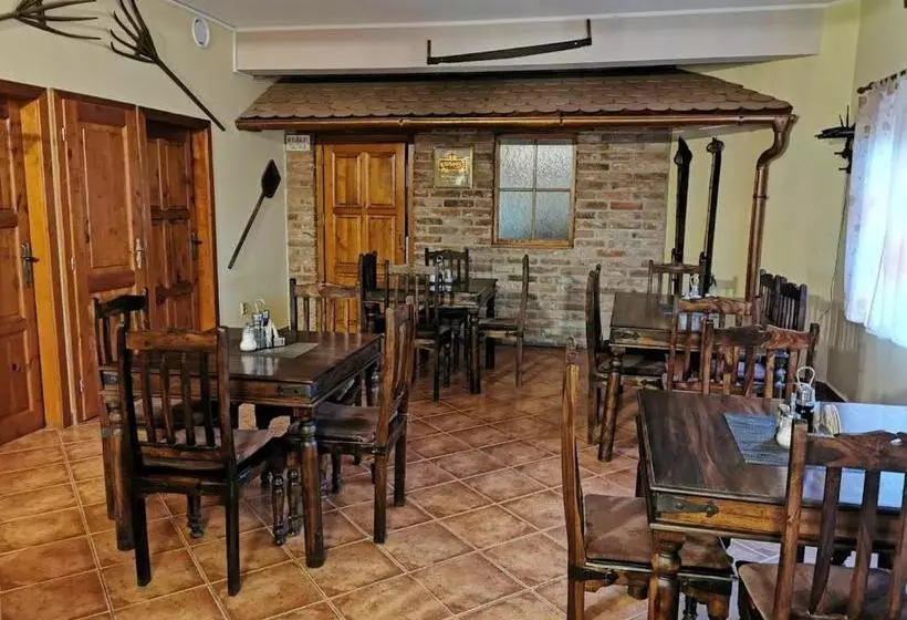 Majatalo Restaurace A Penzion U Jessyho