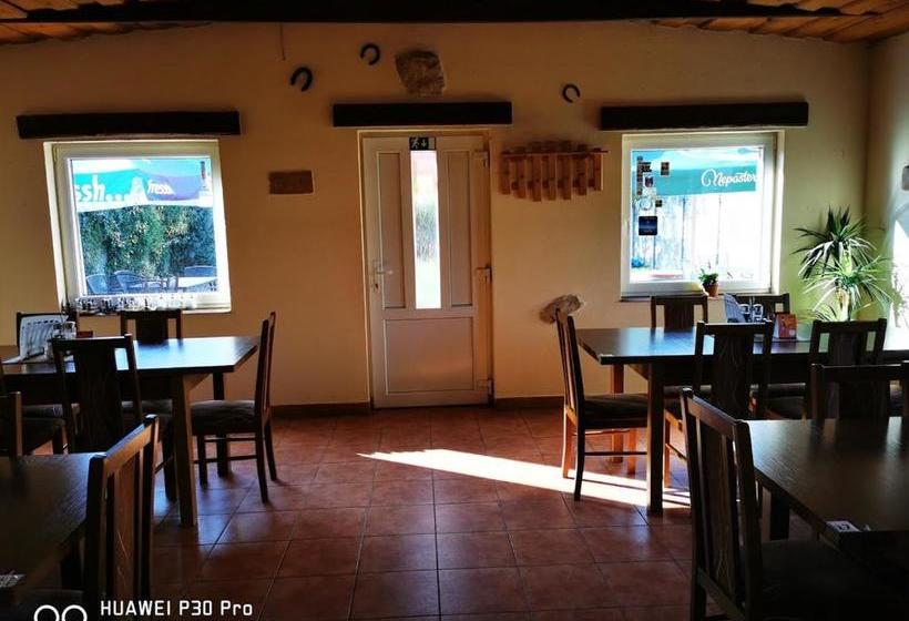 膳宿费 Restaurace A Penzion U Jessyho