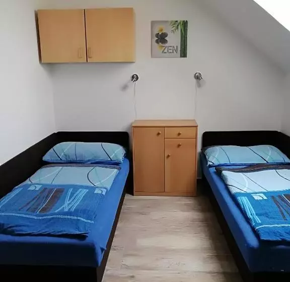 Majatalo Restaurace A Penzion U Jessyho