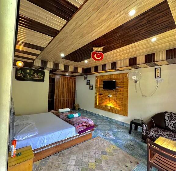 פנסיון Valley View Rooms Near Khajjiar Lake