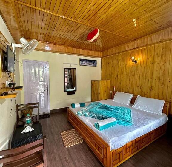 פנסיון Valley View Rooms Near Khajjiar Lake