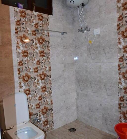 פנסיון Valley View Rooms Near Khajjiar Lake