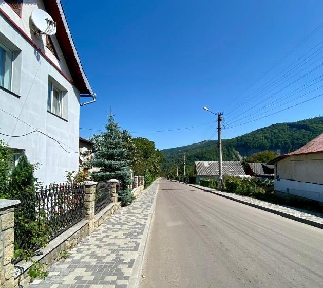 پانسیون Zyma_lito Guest House