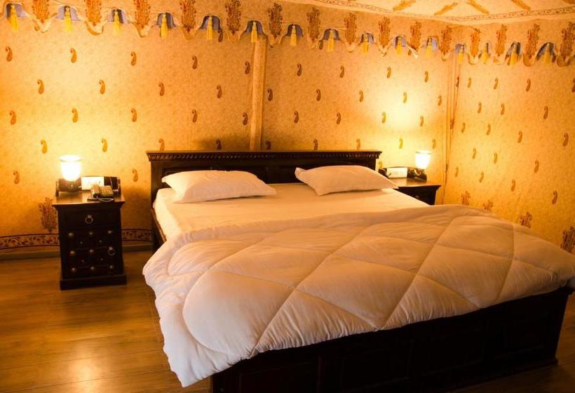 리조트 The Timber Garden Adventure Club