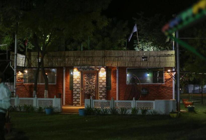 리조트 The Timber Garden Adventure Club