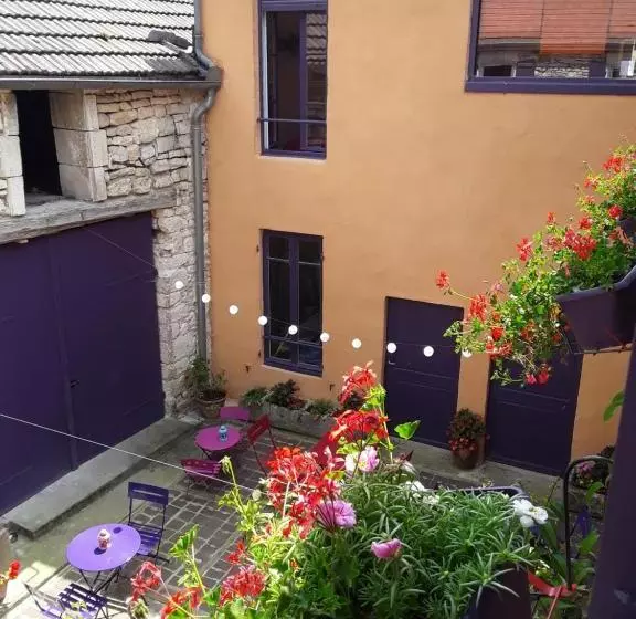 ベッドアンドブレックファースト Chambres D'hotes Les Coutas
