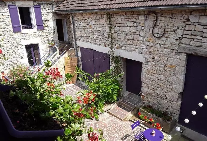 ベッドアンドブレックファースト Chambres D'hotes Les Coutas