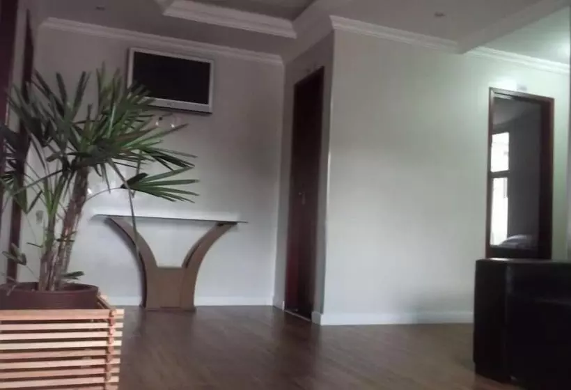 Hotelli Marinho Plaza