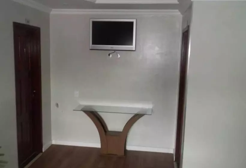 Hotelli Marinho Plaza