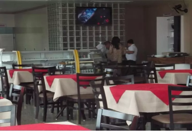 Hotelli Marinho Plaza