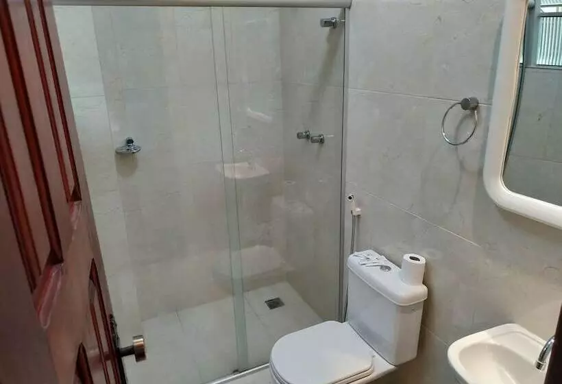 Hotelli Marinho Plaza