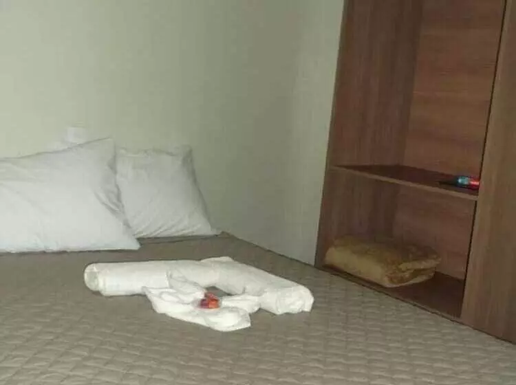 Hotelli Marinho Plaza