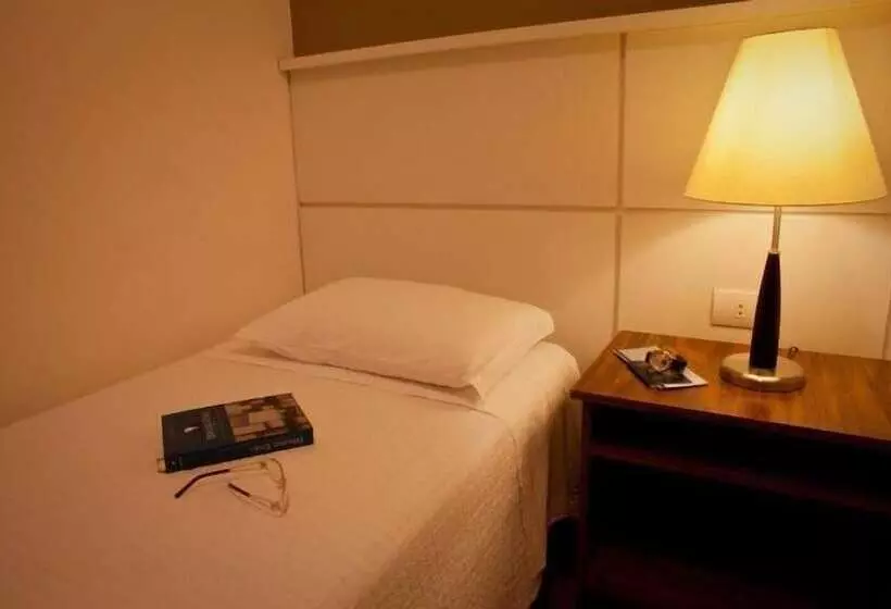 Hotelli Marinho Plaza