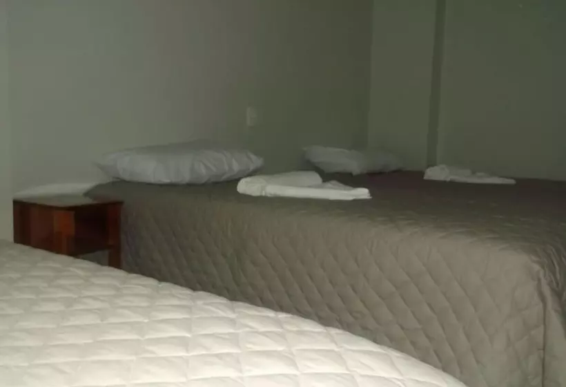 Hotelli Marinho Plaza