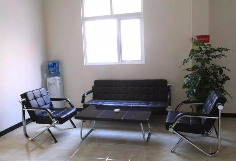 ホテル Thank Inn  Sichuan Ya An Hanyuan County Jiuxiang Bus Station