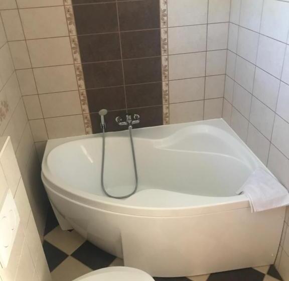 펜션 Döröcske Vendégház