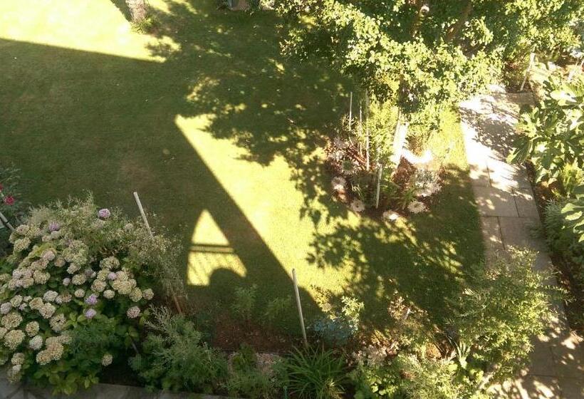 پانسیون Rooms Rafomarija