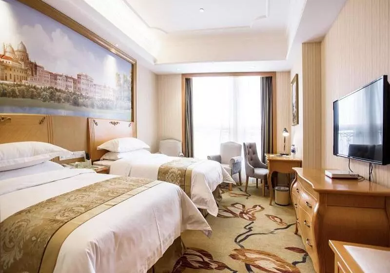 Vienna International Hotel Guizhou Weng An Qilong Binfen Moer City