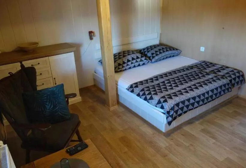 Retkeilymaja Pod Lípou