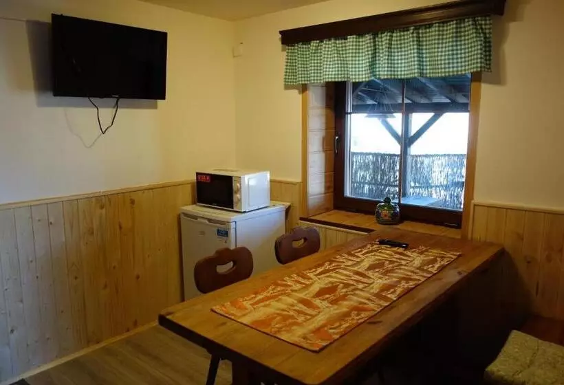 Retkeilymaja Pod Lípou