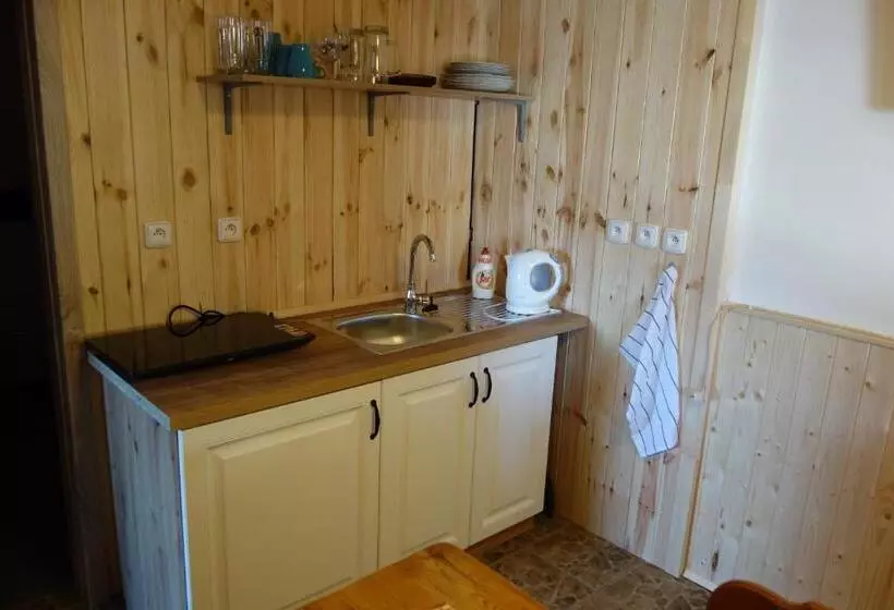 Retkeilymaja Pod Lípou