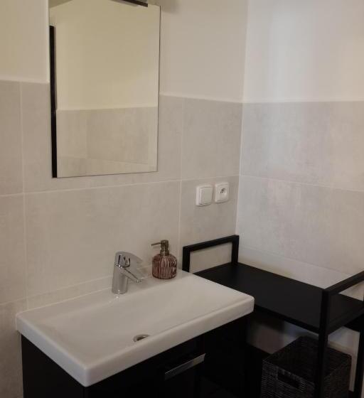 הוסטל Pod Lípou